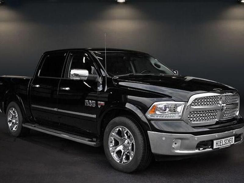 Gebraucht Dodge Ram 401 PS (294 kW) 2014 Braun Abholung