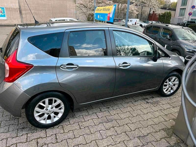 Gebraucht Nissan Note Acenta 98 PS (72 kW) 2015 Silber Kleinwagen
