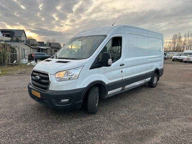Weiß Gebraucht 2021 Ford Transit Trend Limousine | 11.400 € (Superpreis) - Bild 1/4