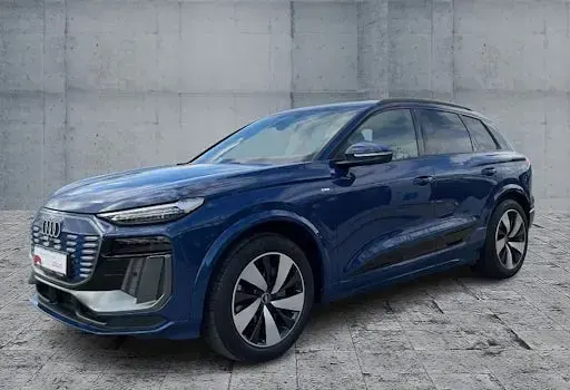 Używany Audi Q6 e-tron S-Line 285 kW (388 KM) 2024 Niebieski SUV