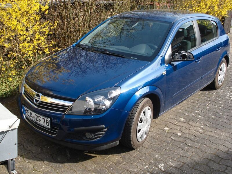 Gebraucht Opel Astra Sport 105 PS (77 kW) 2007 Blau Limousine