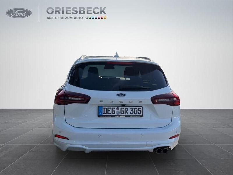 Gebraucht Ford Focus ST-Line 125 PS (91 kW) 2025 Frostweiss Kombi