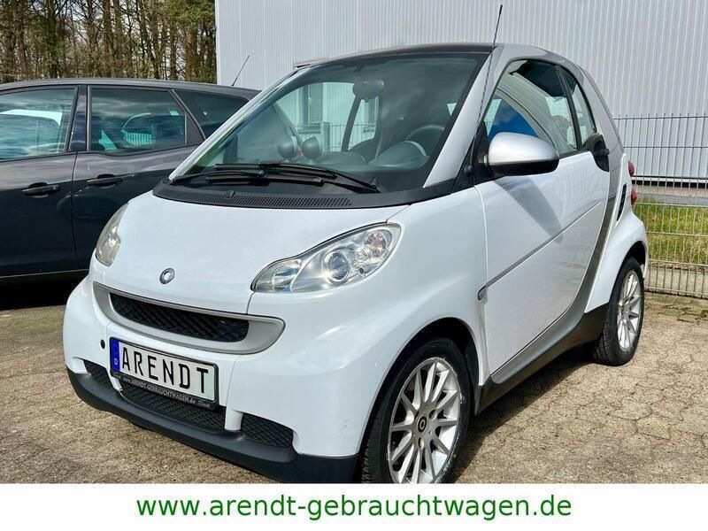 Tridionsicherheitszelle silbe Gebraucht 2008 Smart ForTwo Coupé Basis Coupé | 4.990 € (Etwas zu teuer) - Bild 1/4