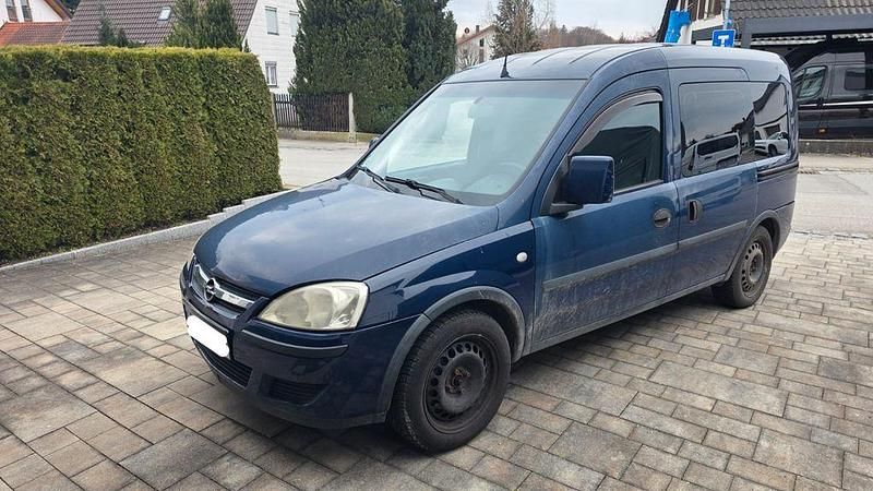 Gebraucht Opel Combo 94 PS (69 kW) 2008 Blau Van / Kleinbus