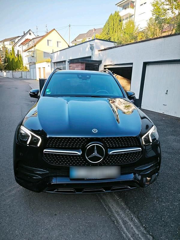 Andere farben Gebraucht 2020 Mercedes GLE350 SUV | 61.999 € (Etwas zu teuer) - Bild 1/4