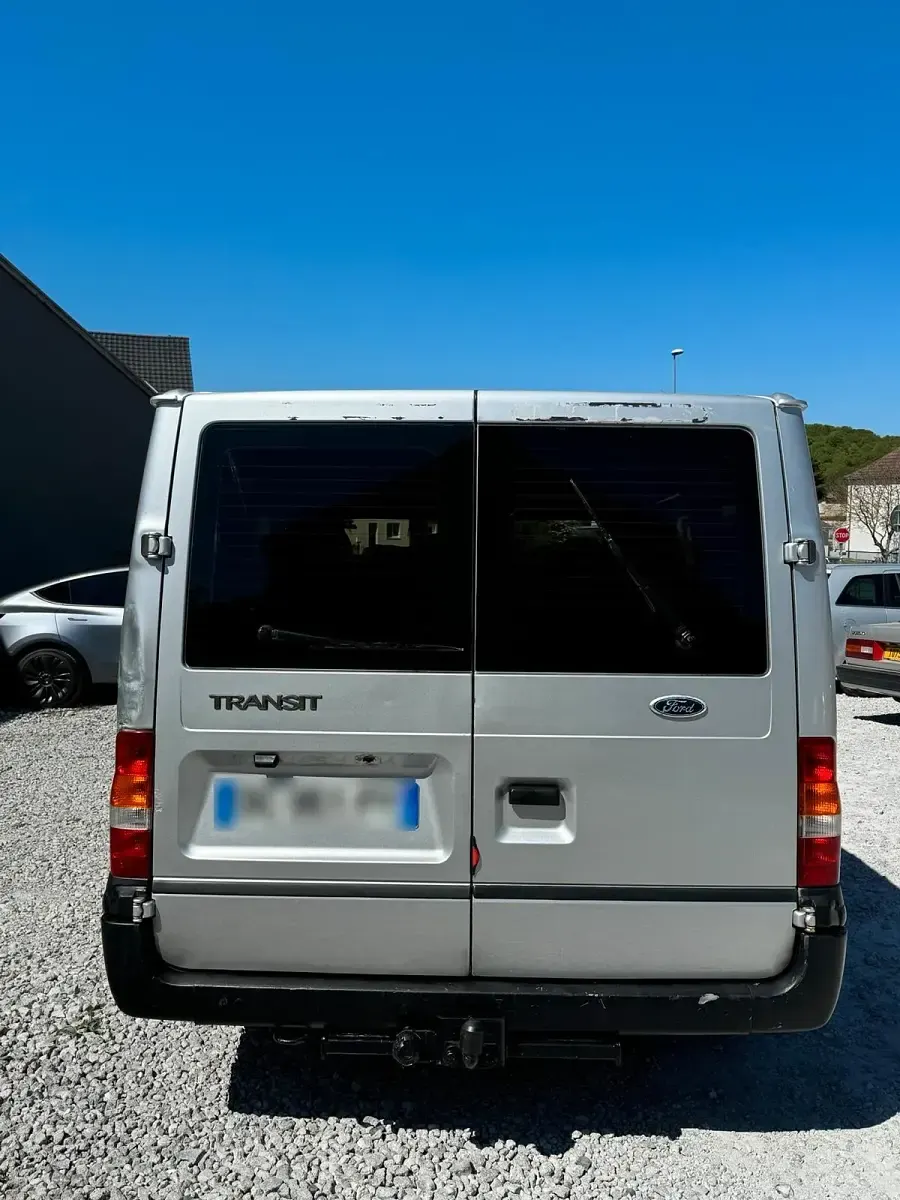 Gebraucht Ford Transit 101 PS (74 kW) 2004 Silber Van / Kleinbus
