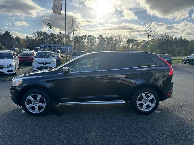 Gebraucht Volvo XC60 R-Design 175 PS (128 kW) 2010 Black sapphire SUV