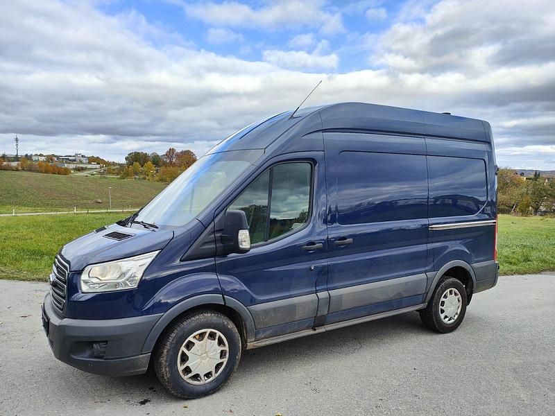 Gebraucht Ford Transit 131 PS (96 kW) 2017 Blau Van