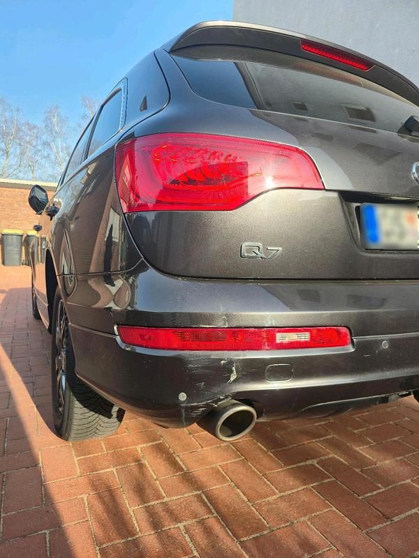 Second-hand Audi Q7 239 CP (175 kW) 2008 Maro SUV