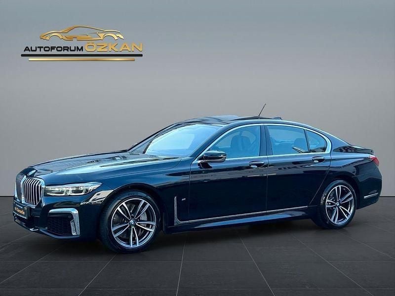 Schwarz Gebraucht 2020 BMW 740 M Sport Limousine | 44.499 € (Etwas zu teuer) - Bild 1/4