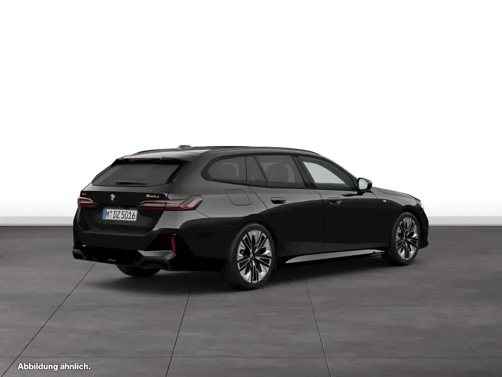Gebraucht BMW 540 Sport Line 286 PS (210 kW) 2025 Schwarz Kombi
