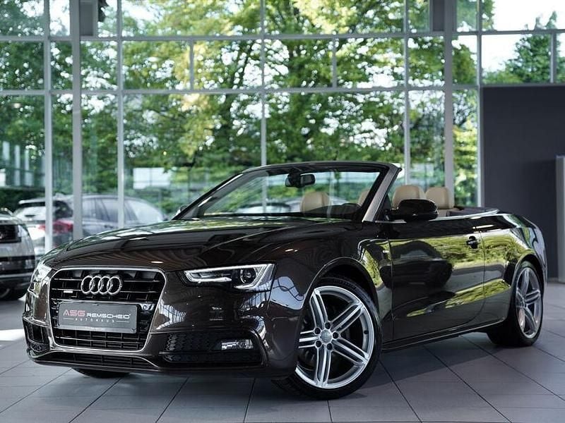 Braun Gebraucht 2012 Audi A5 Cabriolet S-Line Cabrio | 21.600 € (Teuer) - Bild 1/3