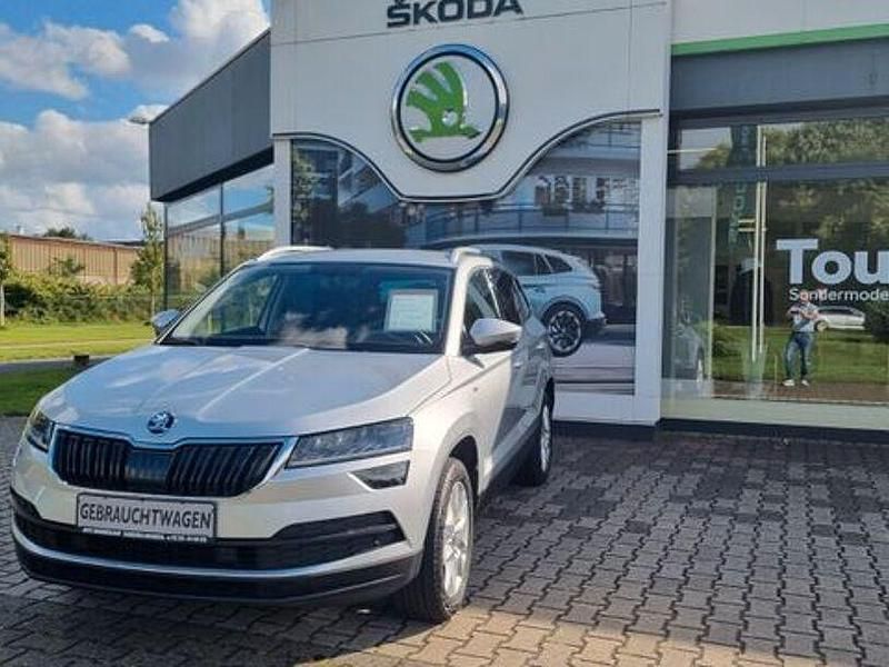 Silber Gebraucht 2021 Skoda Karoq Clever SUV | 21.450 € (Fairer Preis) - Bild 1/4