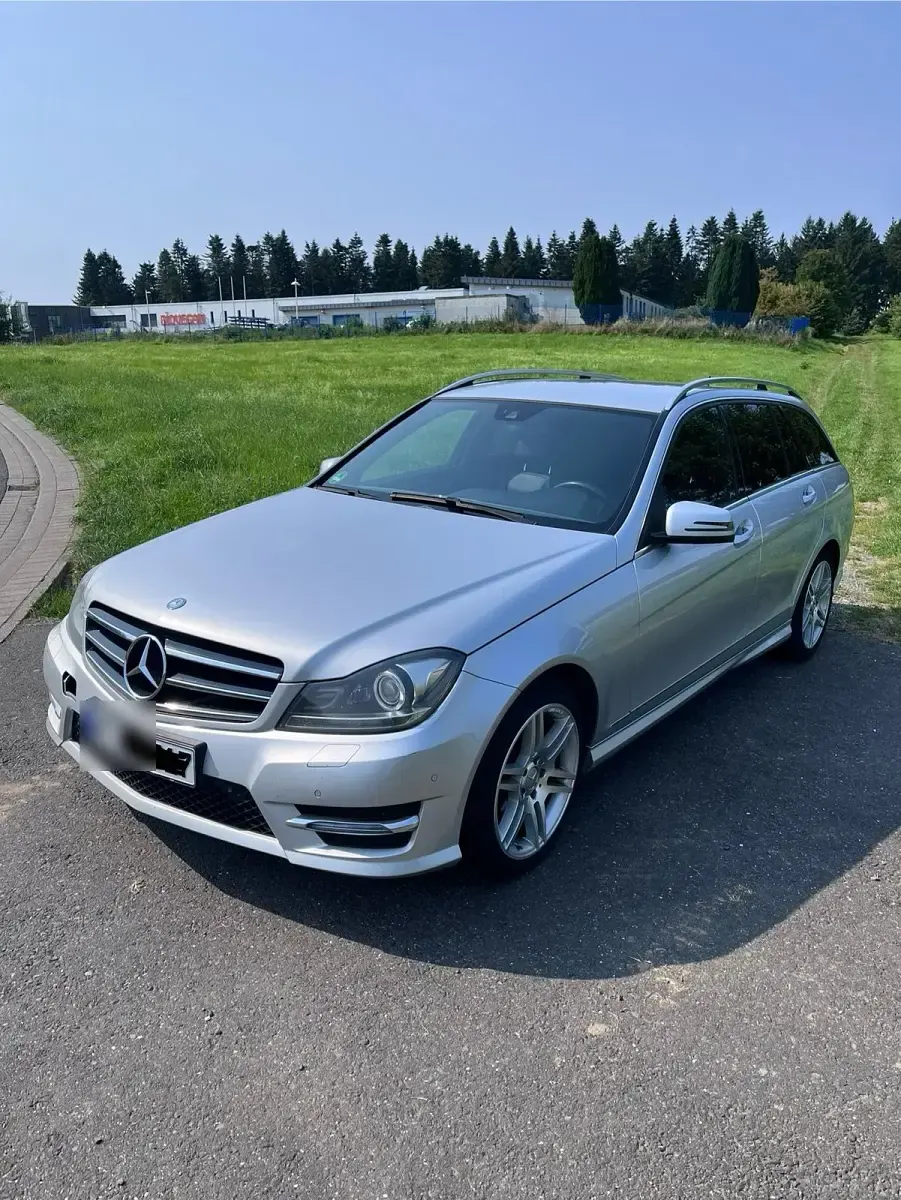 Gebraucht Mercedes C200 136 PS (100 kW) 2013 Silber Kombi