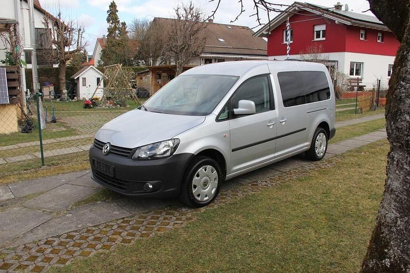 Gebraucht VW Caddy Maxi 140 PS (102 kW) 2014 Reflexsilber Van / Kleinbus