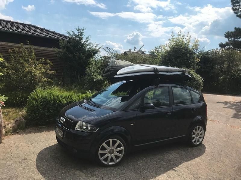 Blau Gebraucht 2002 Audi A2 Kleinwagen | 3.900 € (Etwas zu teuer) - Bild 1/4