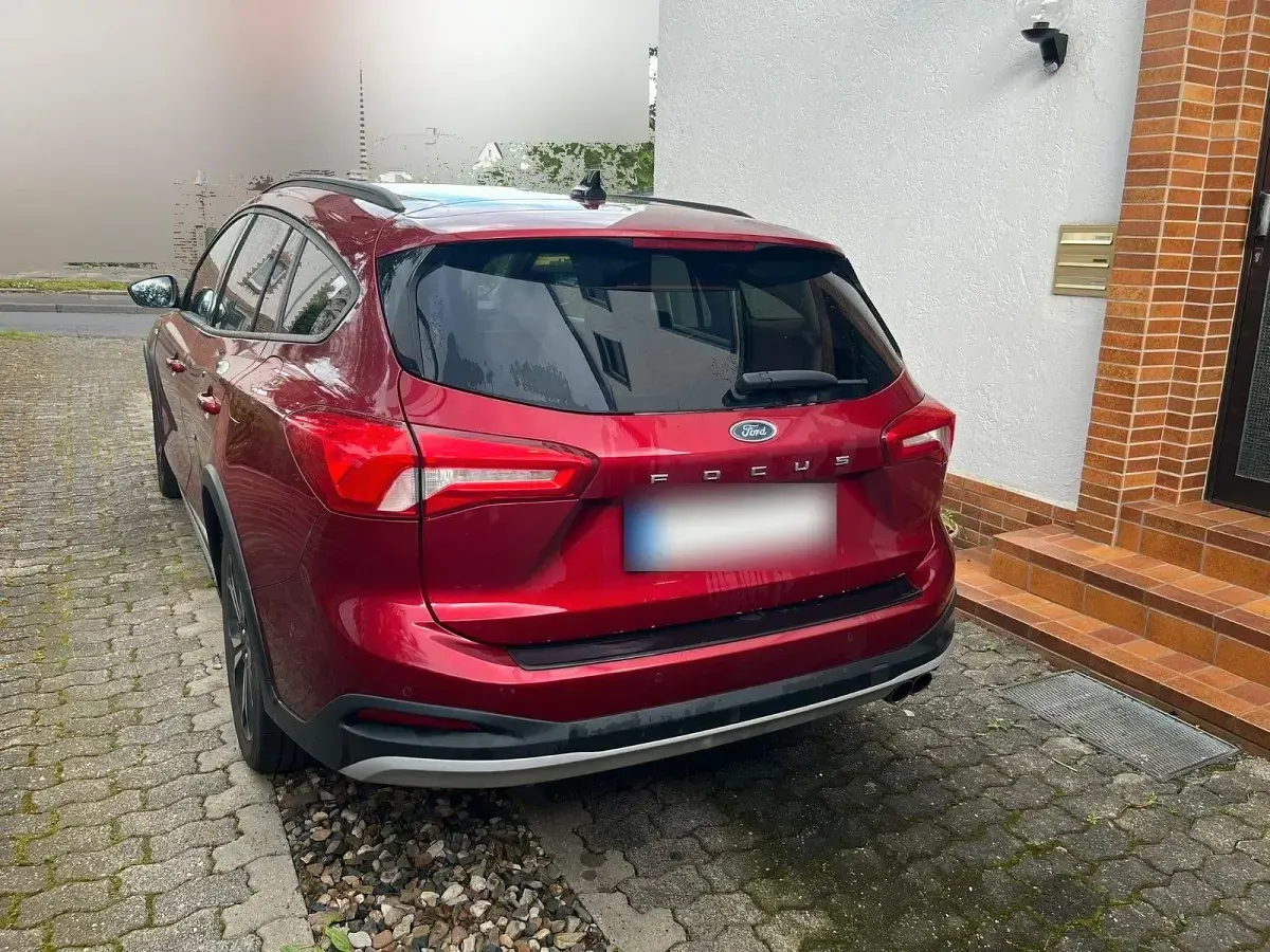 Gebraucht Ford Focus Active 150 PS (110 kW) 2019 Rot Kombi