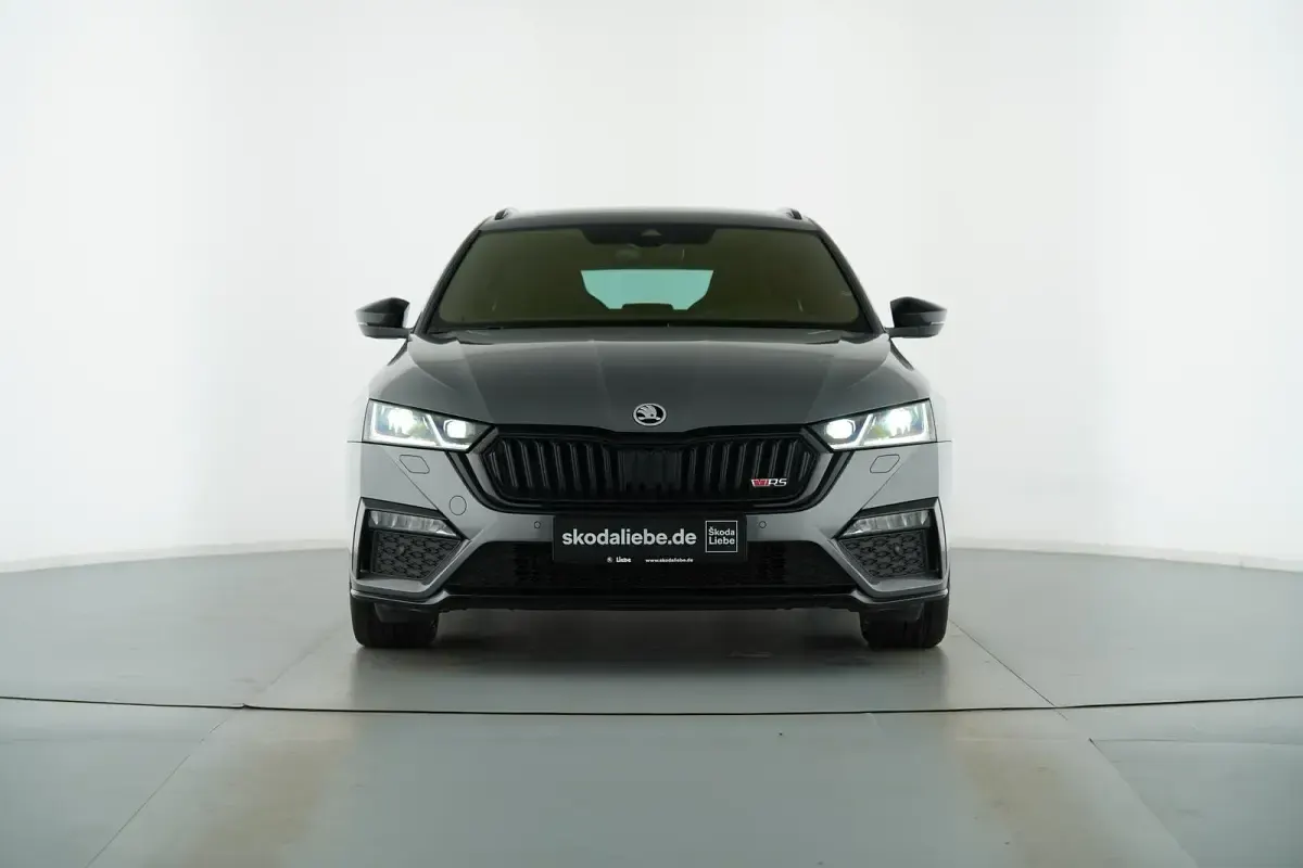 Gebraucht Skoda Octavia RS 200 PS (147 kW) 2023 Graphitegrau metallic Kombi
