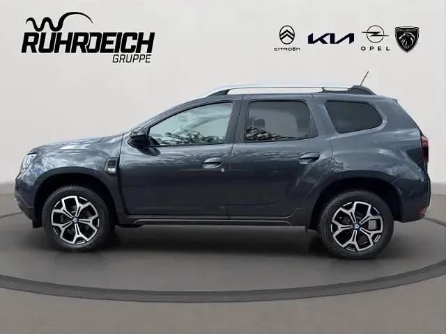 Gebraucht Dacia Duster Celebration 101 PS (74 kW) 2021 Grau SUV
