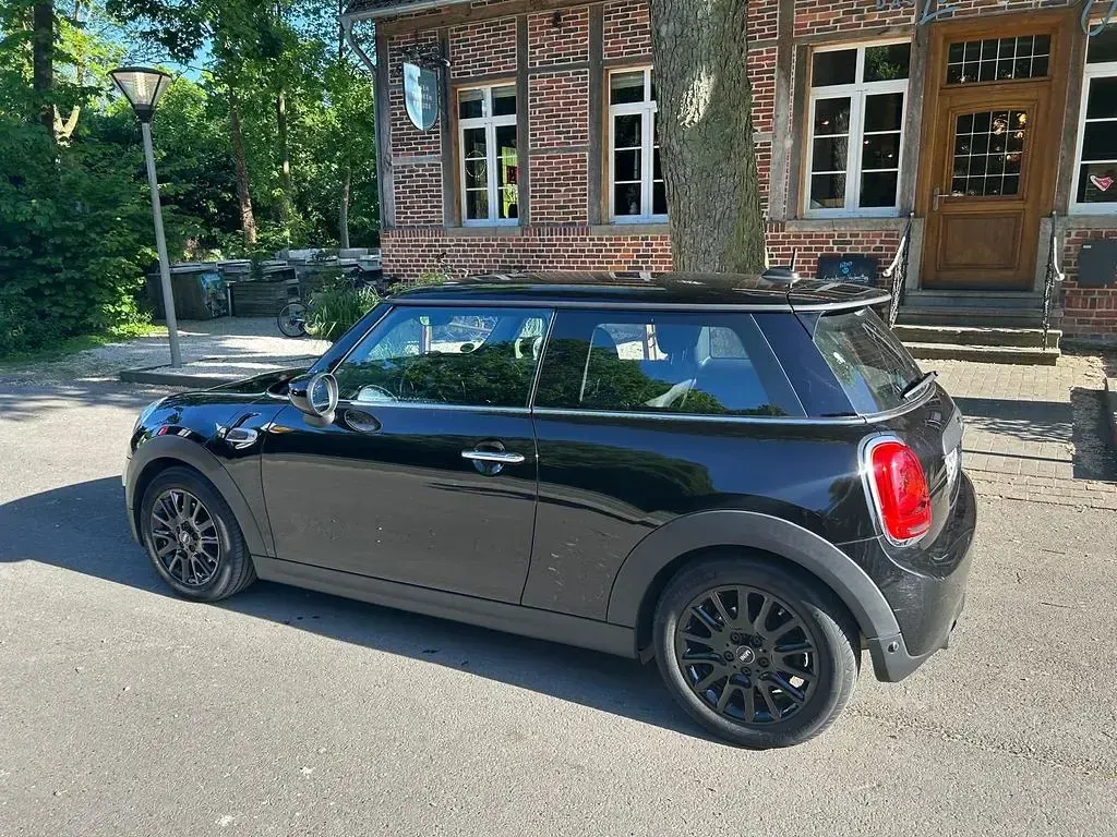 Gebraucht Mini ONE 102 PS (75 kW) 2020 Schwarz Kleinwagen