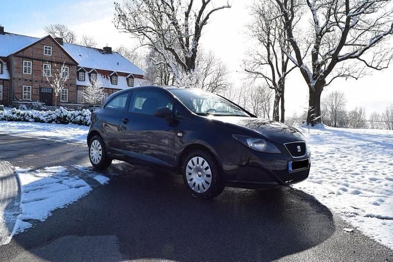 Schwarz Gebraucht 2010 Seat Ibiza SC Style Kleinwagen | 2.500 € (Guter Preis) - Bild 1/4