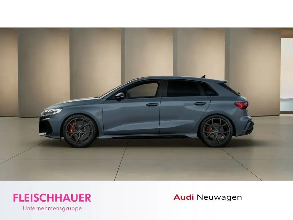 Neu Audi RS3 Sport 400 PS (294 kW) 2026 Grau Limousine