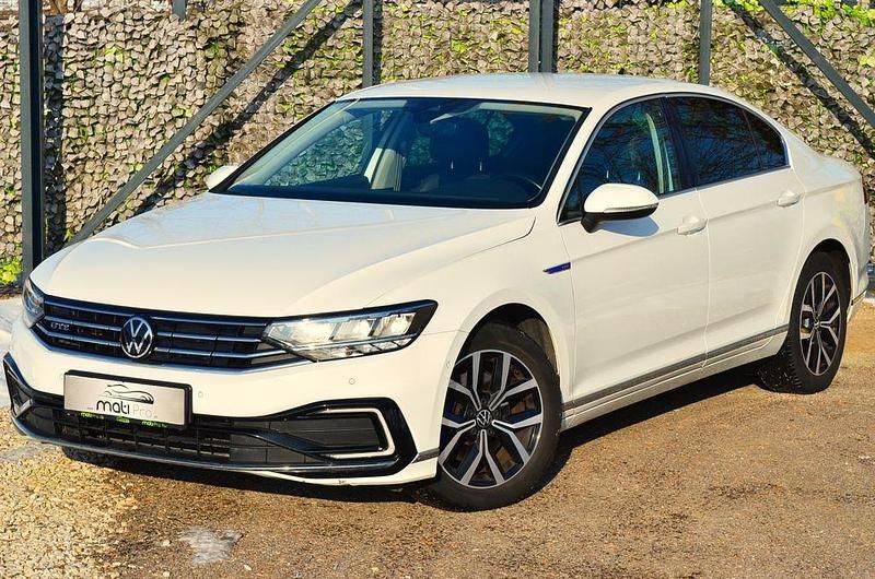 Gebraucht VW Passat GTE 156 PS (114 kW) 2021 Weiß Limousine