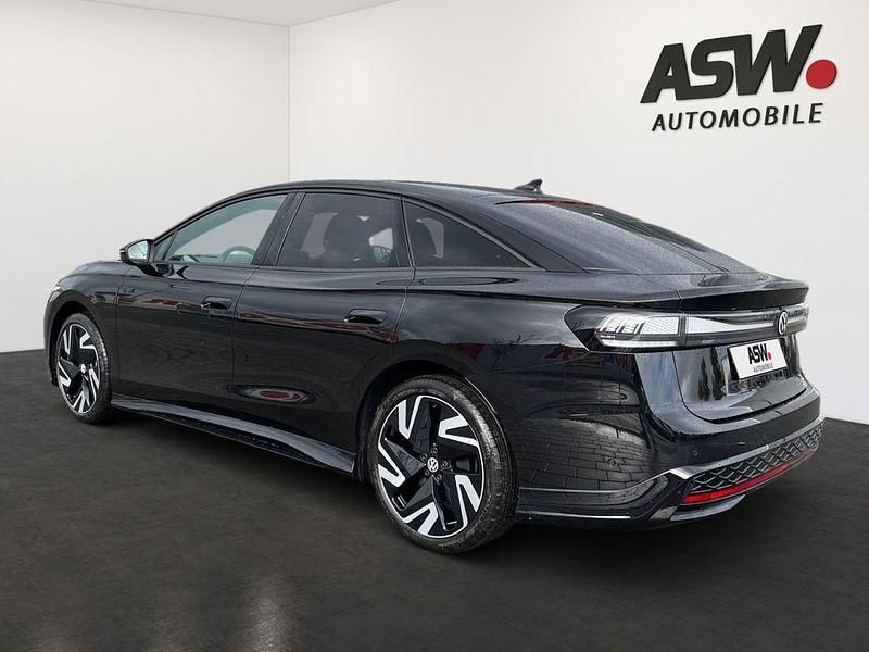 Gebraucht VW ID.7 GTX 250 kW (340 PS) 2025 Grenadillschwarz metallic Limousine