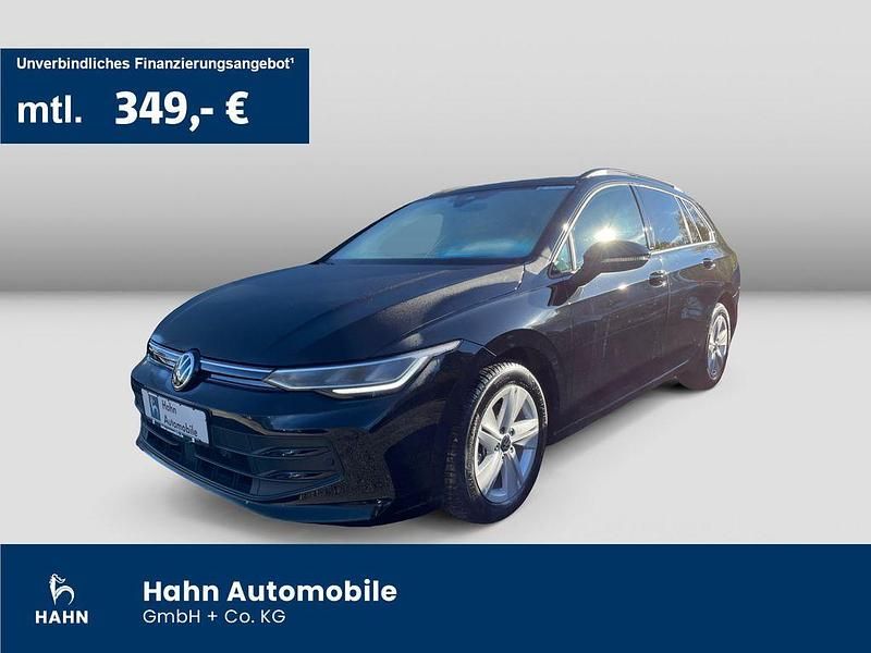 Grenadillschwarz metallic Gebraucht 2024 VW Golf VIII Life Kombi | 25.795 € (Fairer Preis) - Bild 1/3