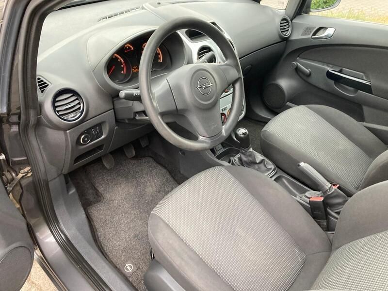 Grau Gebraucht 2012 Opel Corsa Kleinwagen | 3.200 € - Bild 1/4