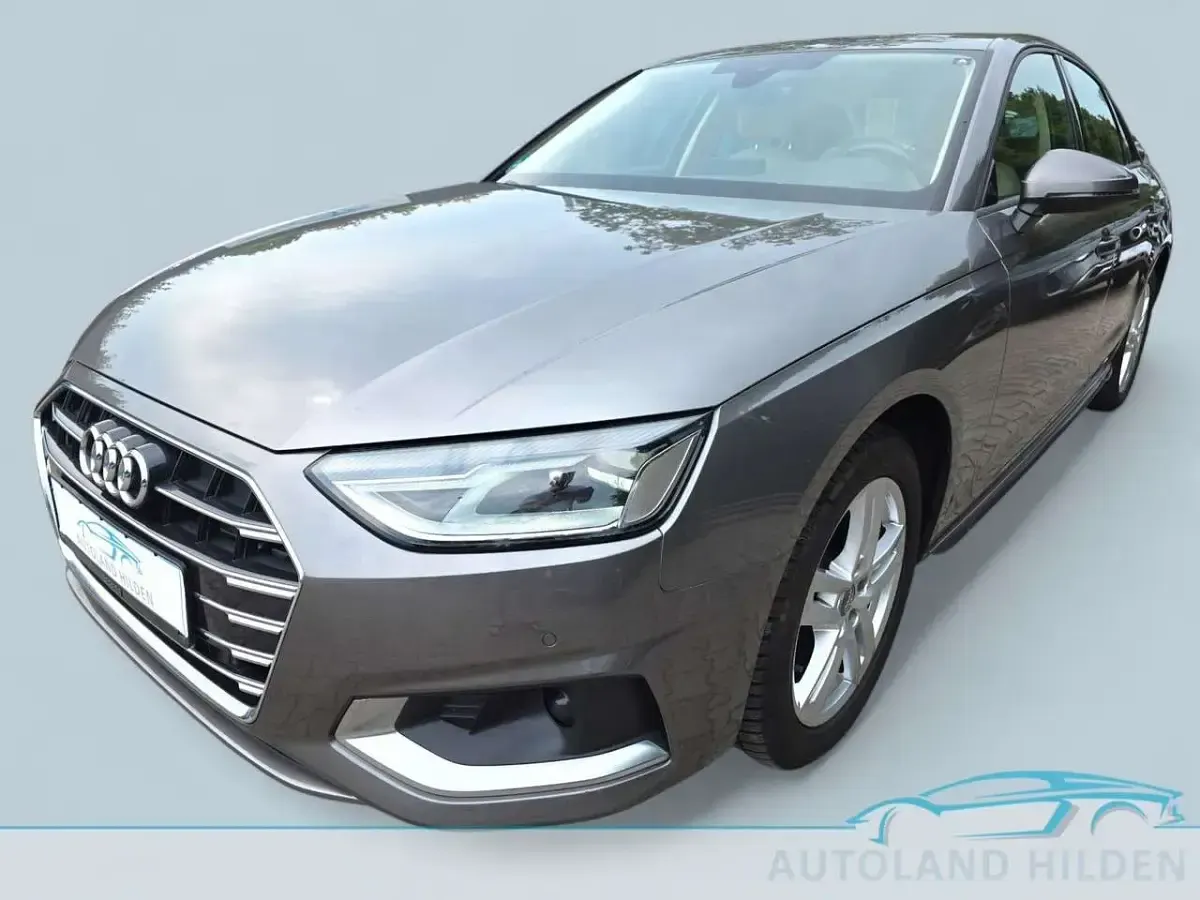 Gebraucht Audi A4 Advanced 204 PS (150 kW) 2022 Grau Limousine
