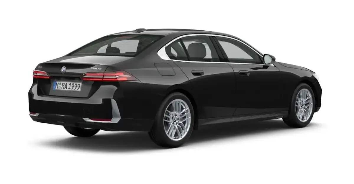 Gebraucht BMW 540 Performance 286 PS (210 kW) 2025 Schwarz Limousine