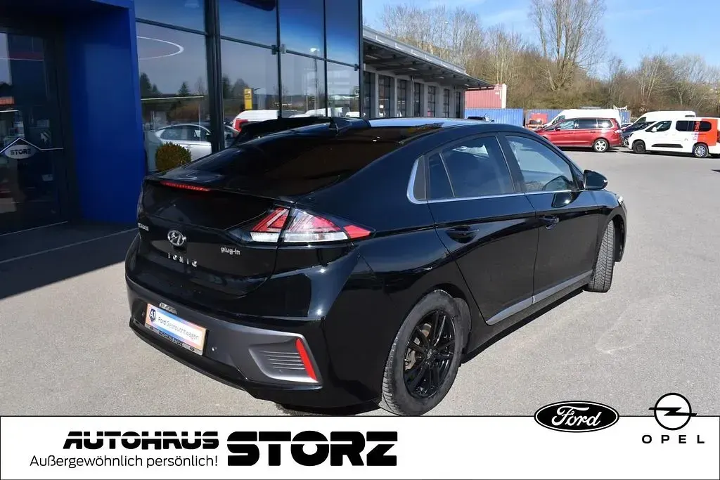 Gebraucht Hyundai Ioniq Style 105 PS (77 kW) 2022 Schwarz Kleinwagen