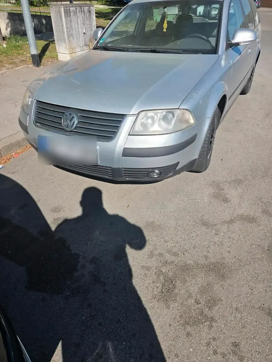 Second-hand VW Passat 101 CP (74 kW) 2005 Argintiu Break