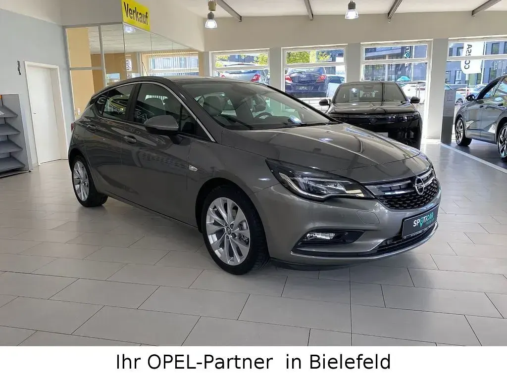 Gebraucht Opel Astra Edition 125 PS (91 kW) 2015 Cool beige (metallic) Limousine
