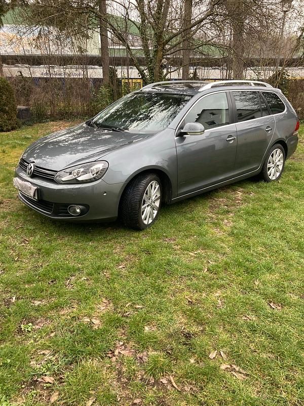 Gebraucht VW Golf VII 140 PS (102 kW) 2012 Grau Kombi