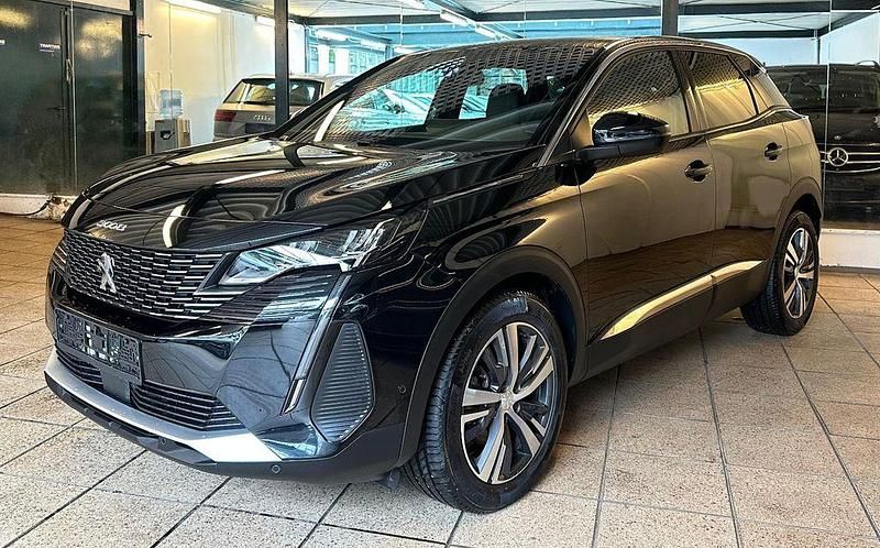 Schwarz Gebraucht 2024 Peugeot 3008 Allure SUV | 22.950 € (Guter Preis) - Bild 1/4