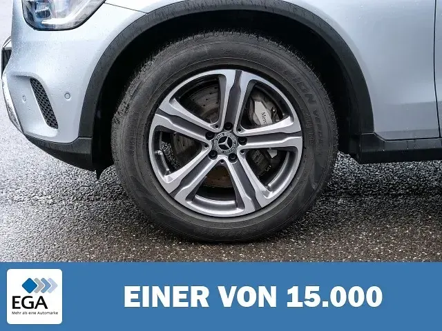 Gebraucht Mercedes GLC400d 330 PS (242 kW) 2021 Silber metallic SUV