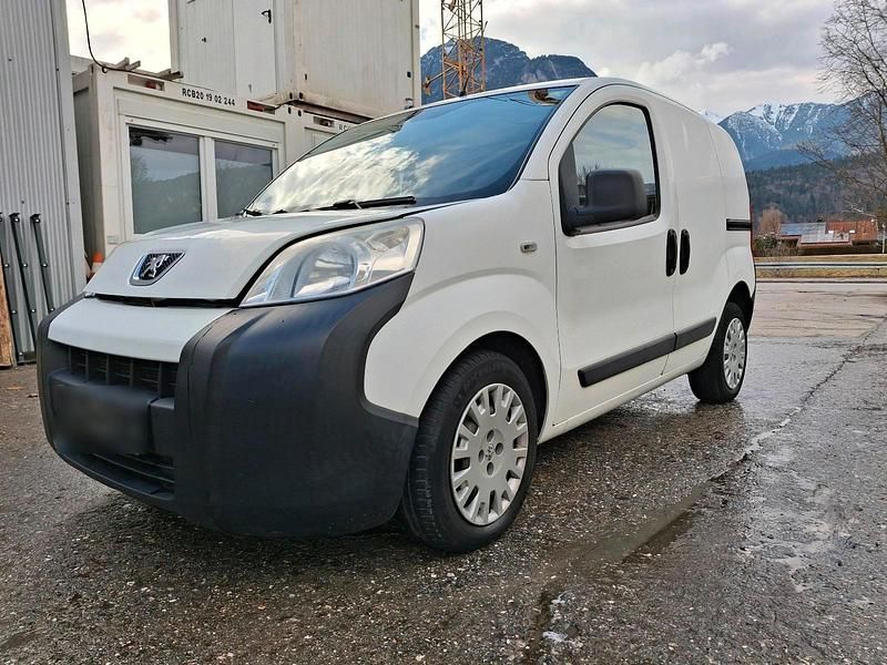 Gebraucht Peugeot Bipper 75 PS (55 kW) 2015 Weiß Van / Kleinbus