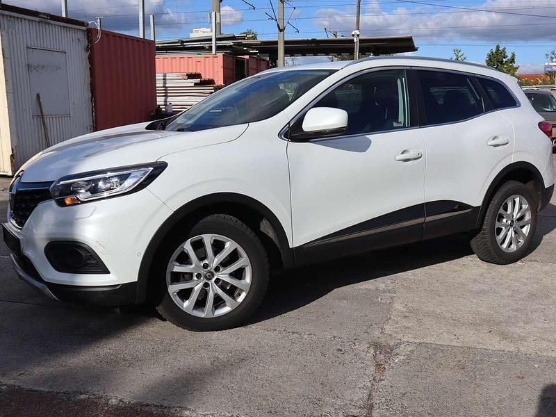 Weiß Gebraucht 2019 Renault Kadjar LIMITED SUV | 12.500 € (Superpreis) - Bild 1/4