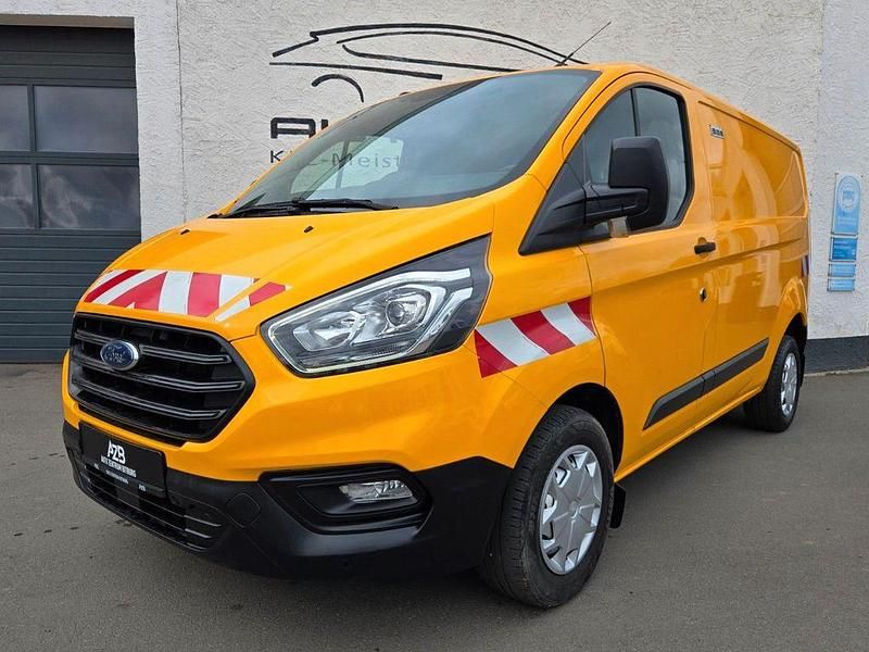 Gebraucht Ford Transit Custom 131 PS (96 kW) 2021 Orange Van / Kleinbus