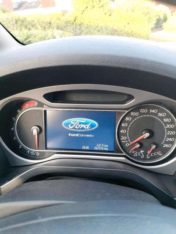 Schwarz Gebraucht 2010 Ford S-MAX Van / Kleinbus | 5.500 € (Fairer Preis) - Bild 1/1
