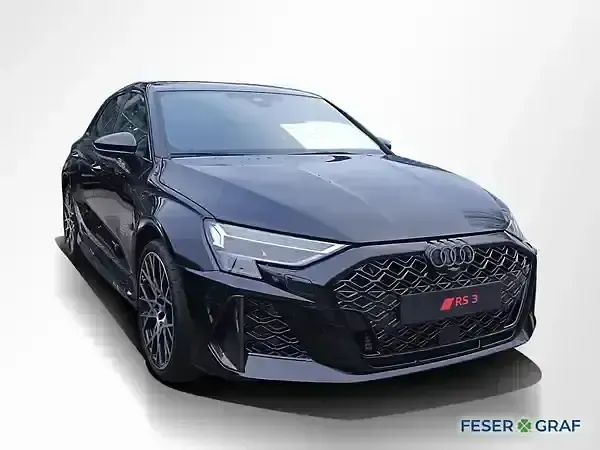 Gebraucht Audi RS3 Sport 400 PS (294 kW) 2025 Mythosschwarz metallic Limousine