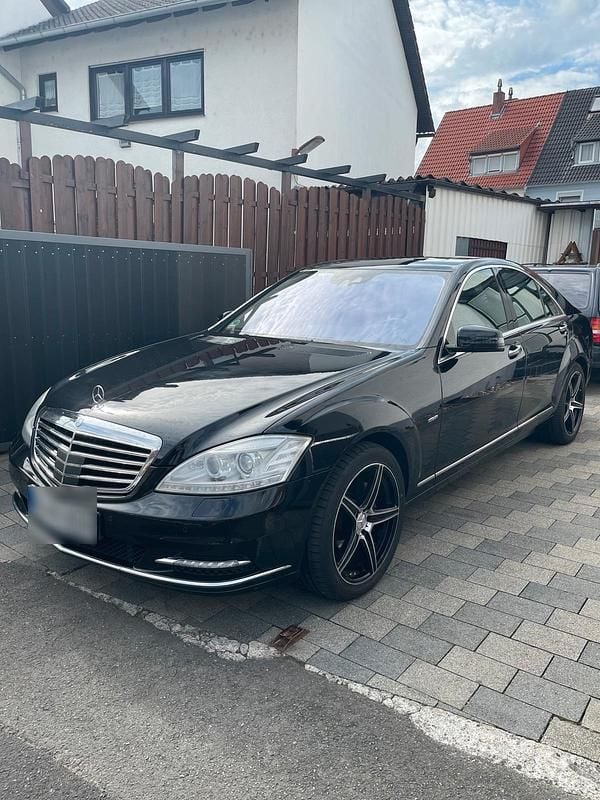 Gebraucht Mercedes S350 306 PS (225 kW) 2012 Schwarz Limousine