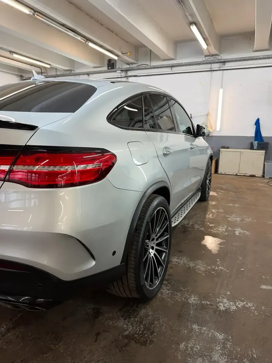 Gebraucht Mercedes GLE450 AMG AMG 367 PS (269 kW) 2016 Silber SUV