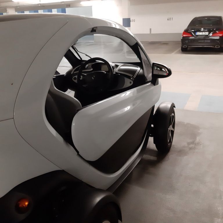Weiß Gebraucht 2016 Renault Twizy Kleinwagen | 5.600 € (Fairer Preis) - Bild 1/4