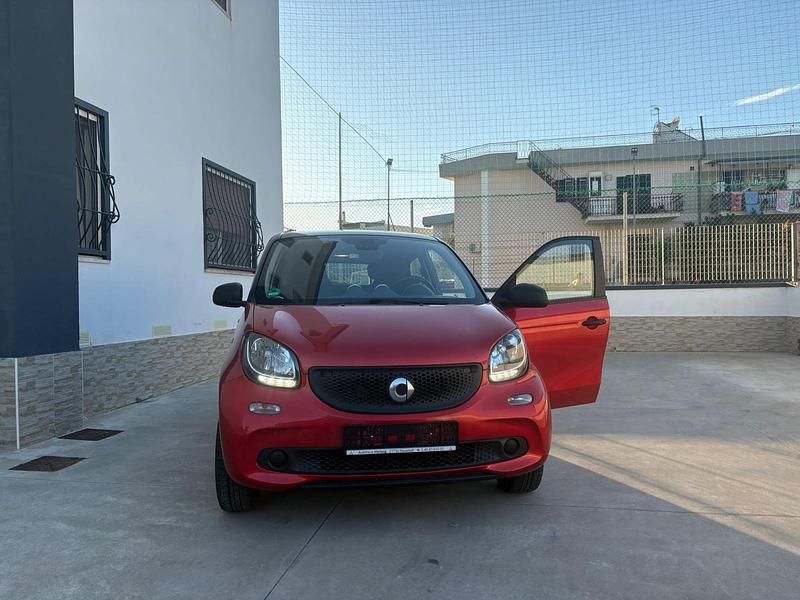 Gebraucht Smart ForFour 71 PS (52 kW) 2015 Orange Kleinwagen