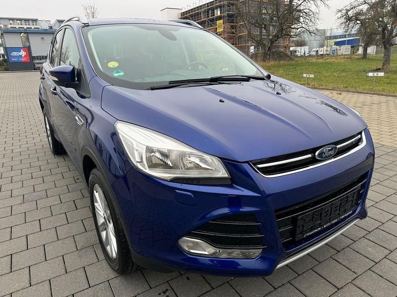 Gebraucht Ford Kuga Titanium 179 PS (131 kW) 2015 Blau SUV