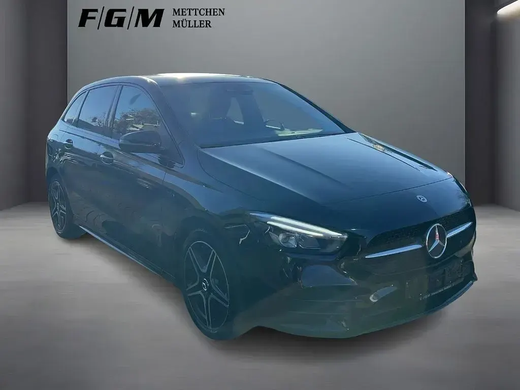 Gebraucht Mercedes B250 AMG line 160 PS (117 kW) 2021 Unilack nachtschwarz Kleinwagen