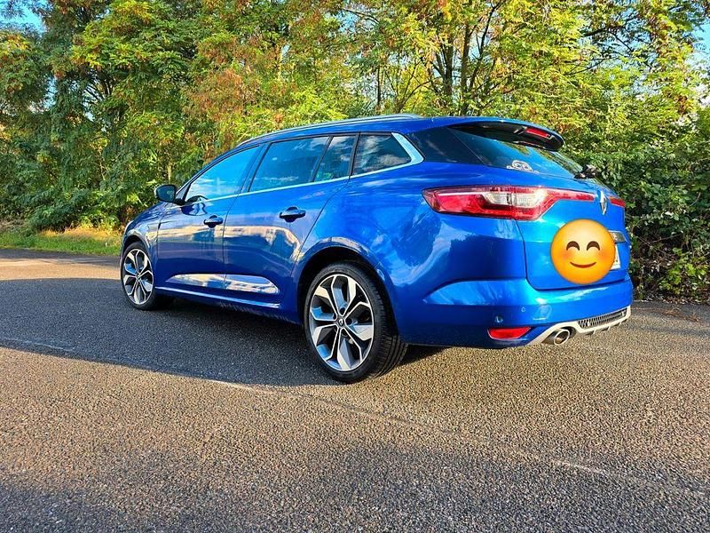 Blau Gebraucht 2017 Renault Mégane GT Line GT-Line Limousine | 13.999 € (Fairer Preis) - Bild 1/4